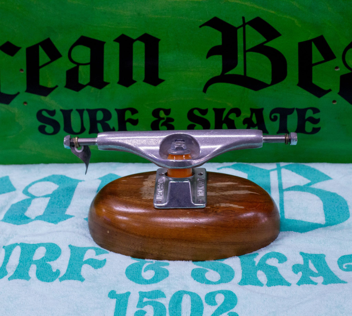 Independent Stage 11 Hollow Trucks