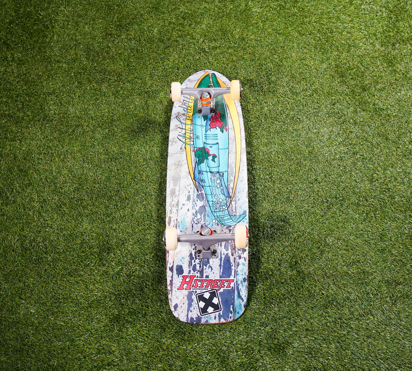 H Street 32" Fish Submarine Complete