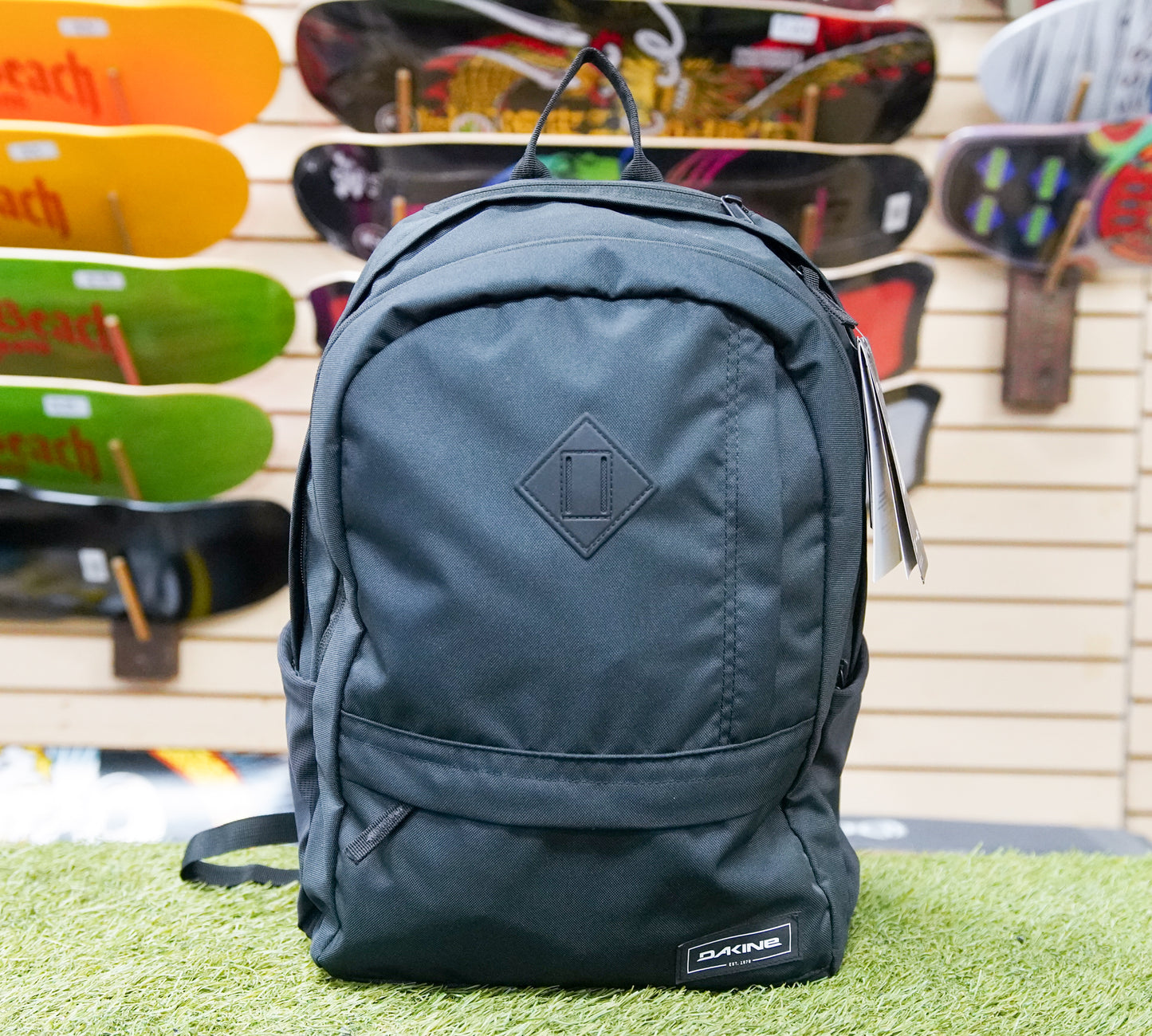 DK Essentials Pack Black