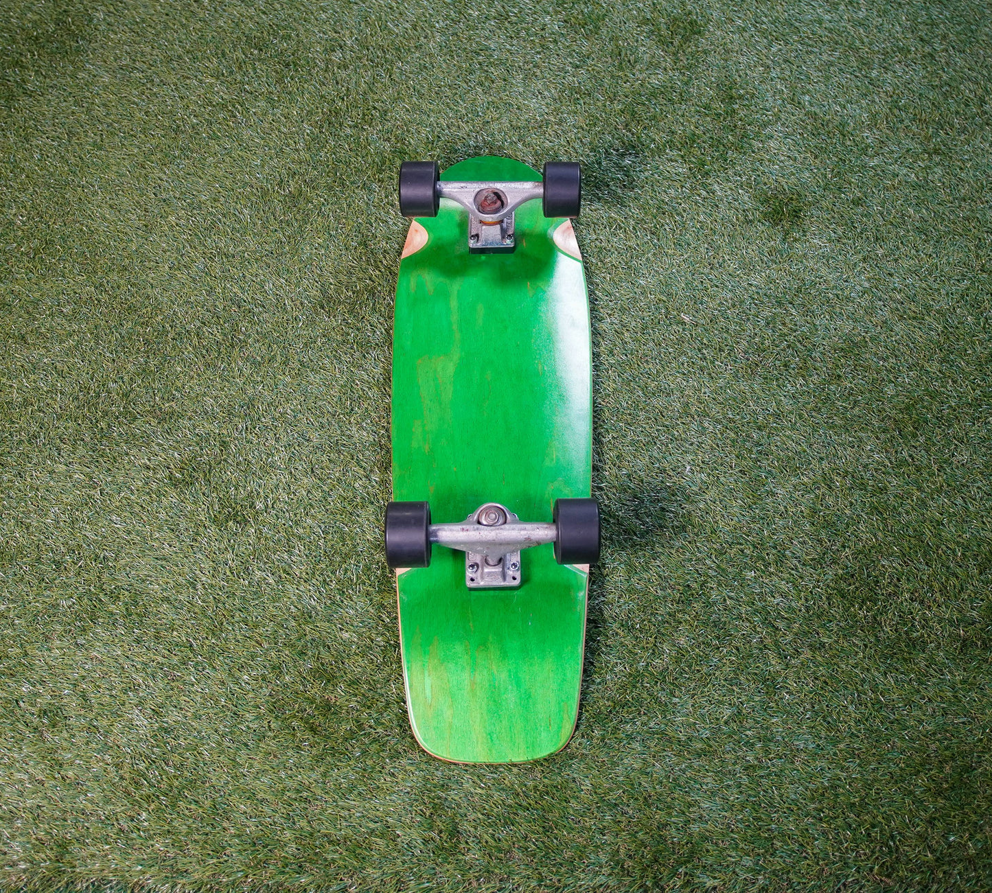 Woodgrain 9" Green Shape Deck