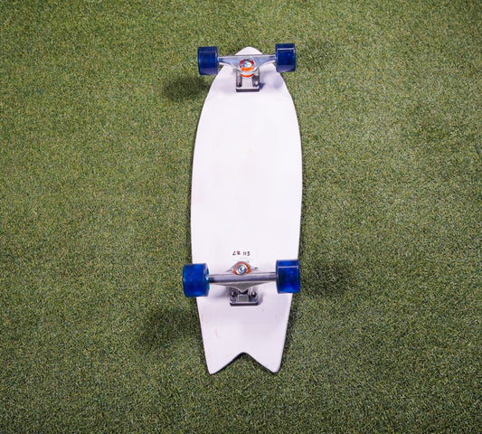 White 32" Swallow Tail Cruiser