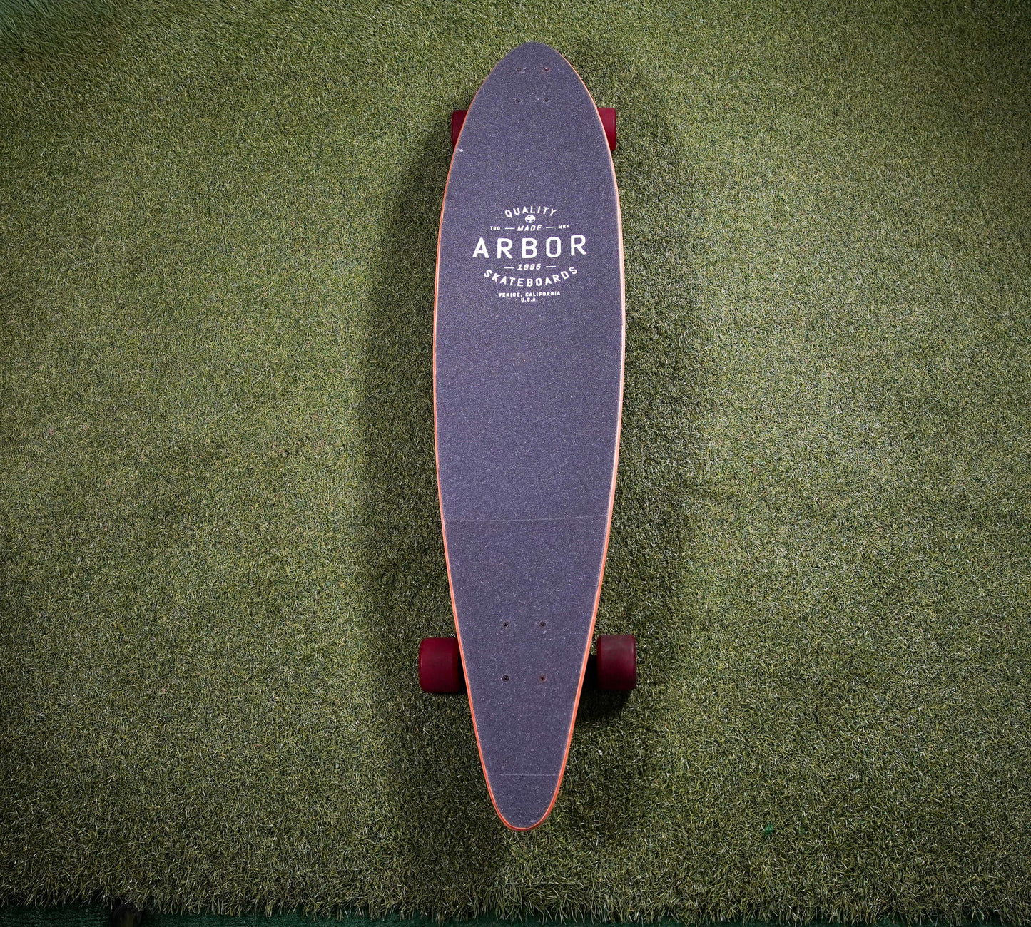 Plain 46" Pintail Complete (4)