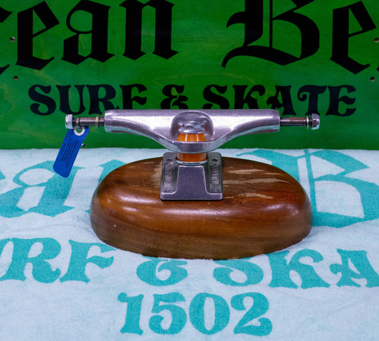 Inverted Kingpin Mid Truck