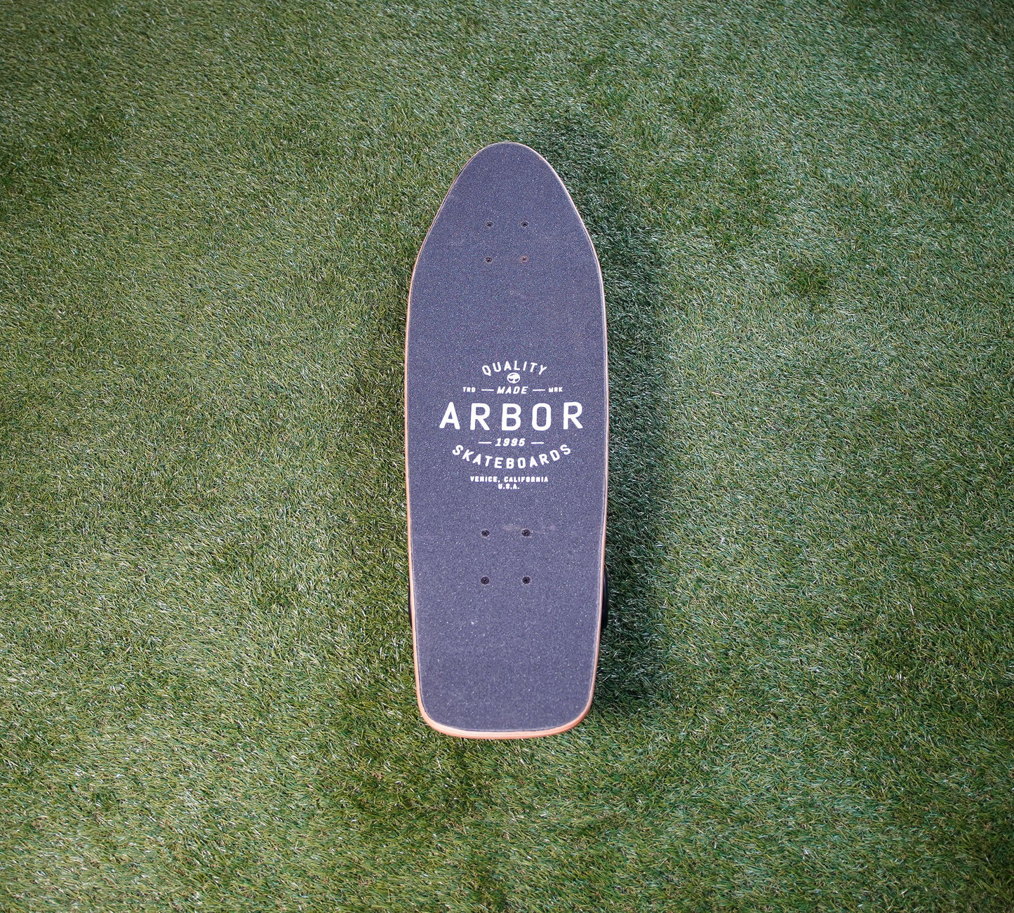 Woodgrain 9" Green Shape Deck